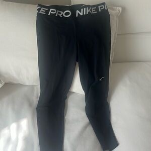 Nike pro black leggings